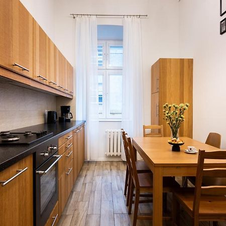 Native Apartments Skawinska 5 كراكوفيا المظهر الخارجي الصورة