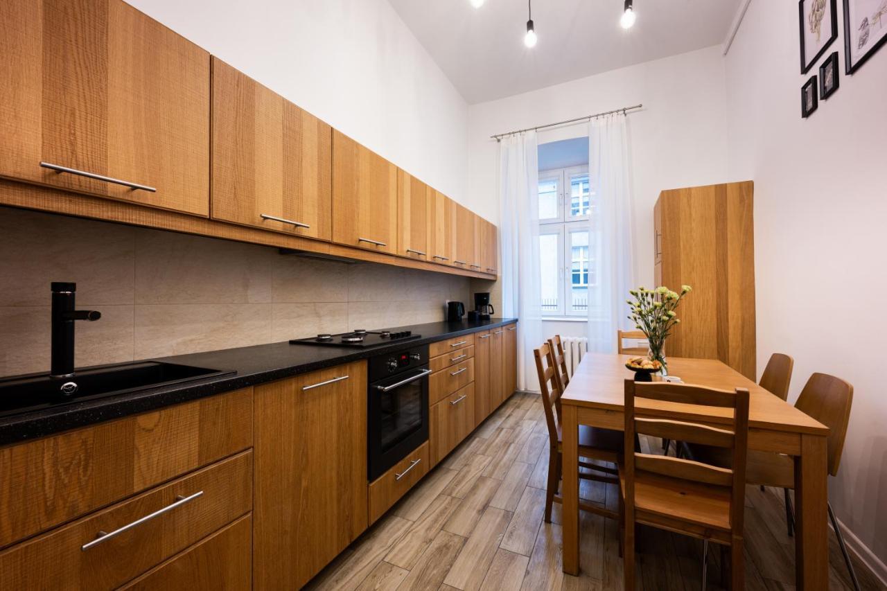 Native Apartments Skawinska 5 كراكوفيا المظهر الخارجي الصورة