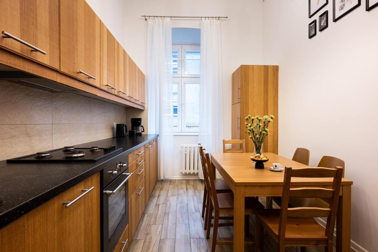 Native Apartments Skawinska 5 كراكوفيا المظهر الخارجي الصورة