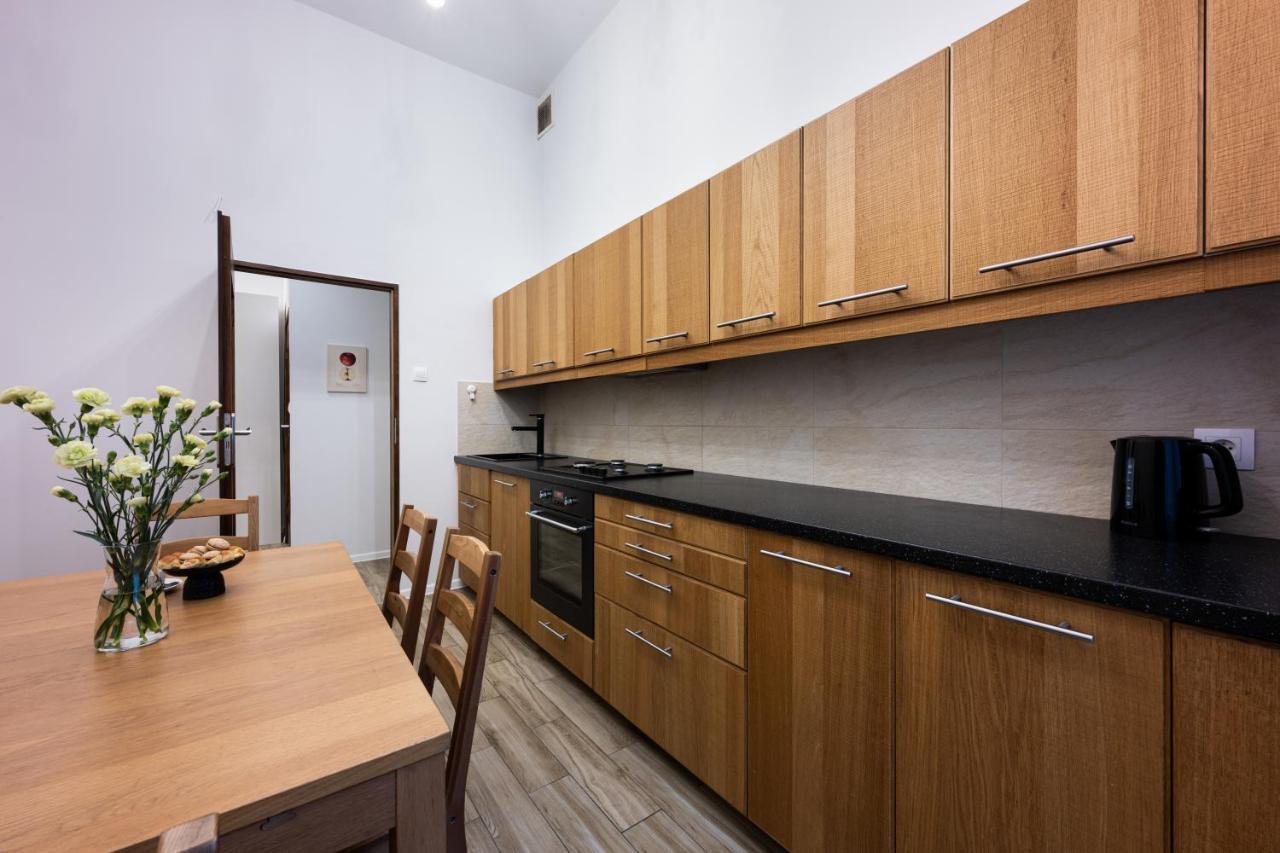 Native Apartments Skawinska 5 كراكوفيا المظهر الخارجي الصورة